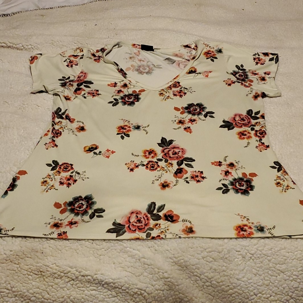 Ivory Pink Floral shirt